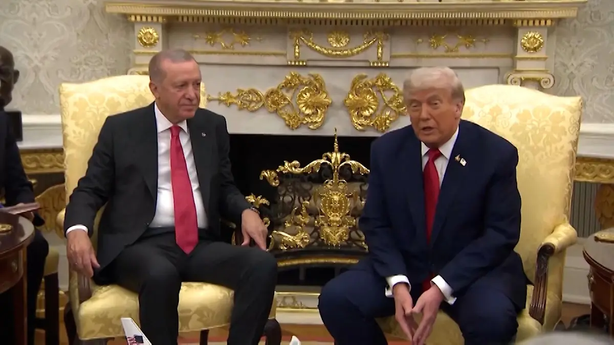 Bloßgestellt! Donald Trump blamiert Tayyip Erdoğan hier vor der Weltpresse Es geht um manipulierte Wahlen