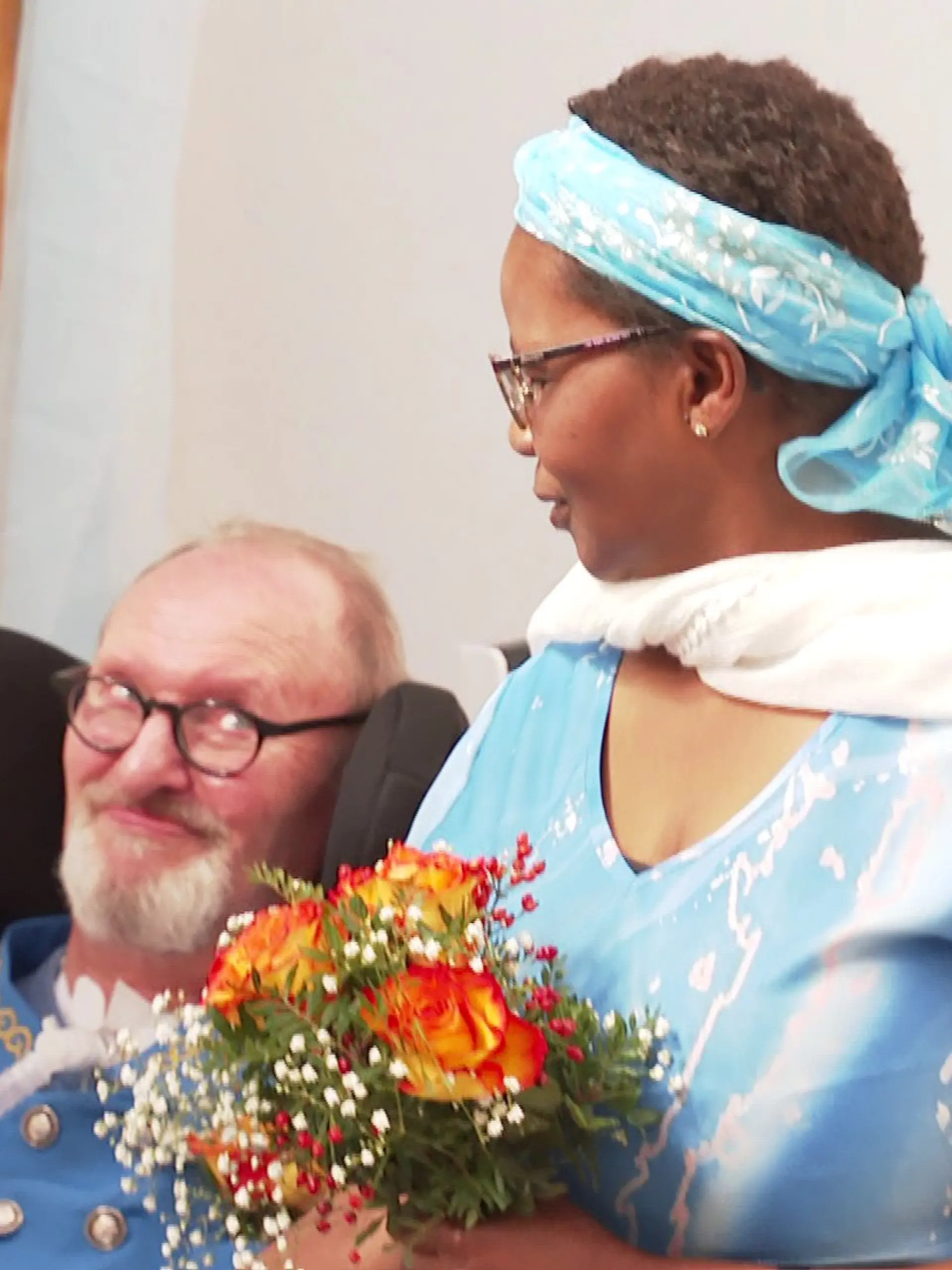Ziporah und Manfred feiern ihre große Liebe – denn die ist stärker als jede Krankheit.
