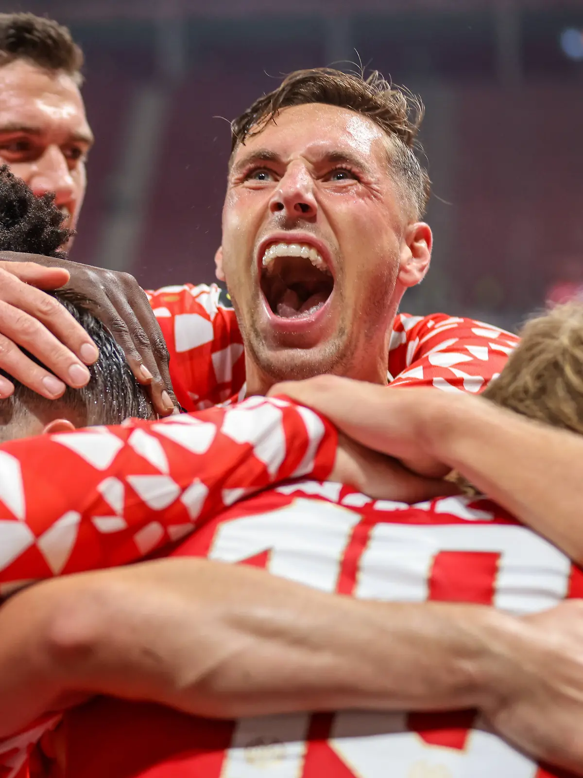 Jubeln die 05er in der Conference League? Alle Infos zur Übertragung des Spiels Omonia Nikosia gegen FSV Mainz 05 in TV und Stream