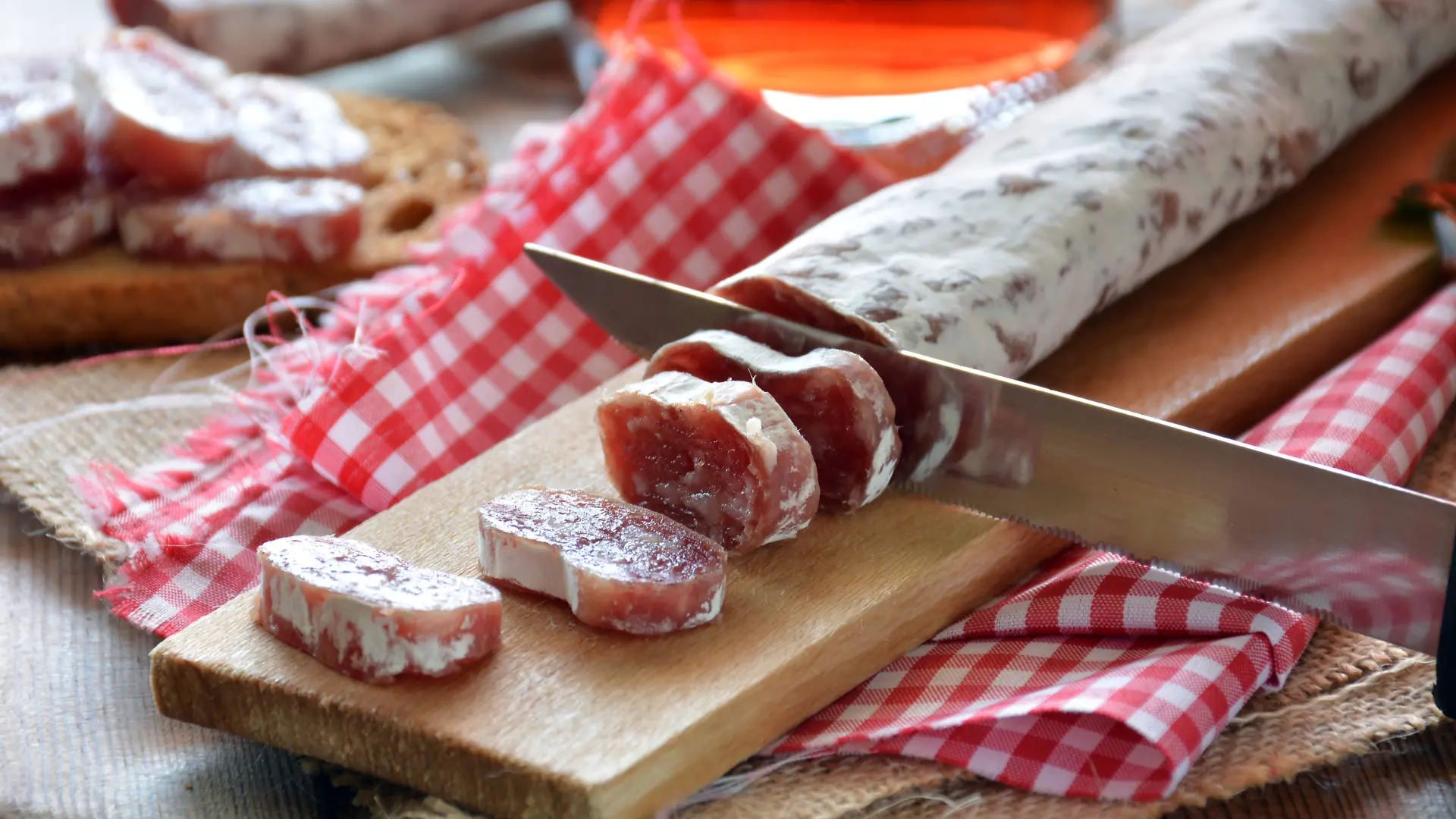 Stockmeyer hat bundesweit eine Salami zurückgerufen.