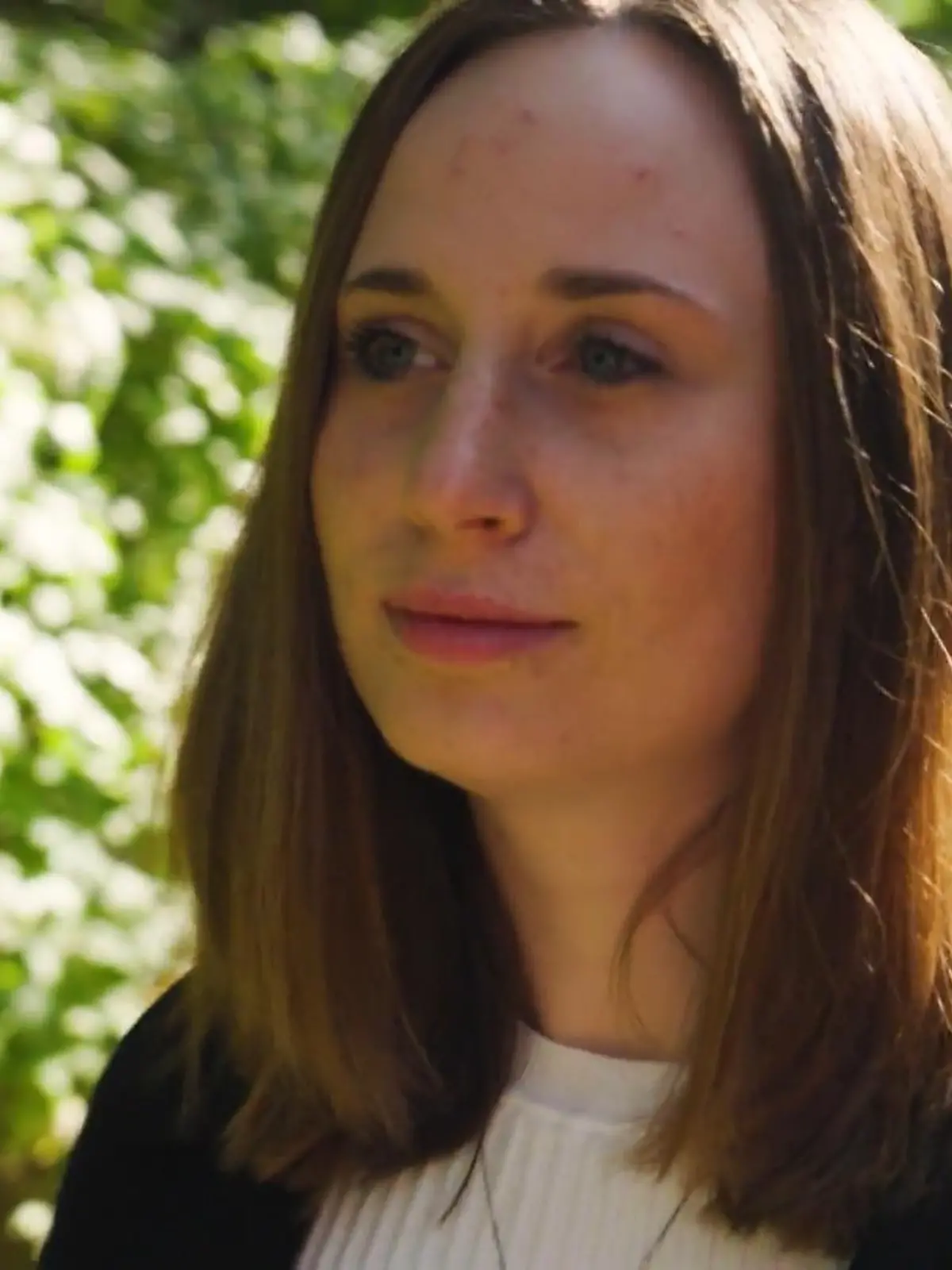 Bild zu: "Laura (26) kämpft sich aus der Angst zurück ins Leben"