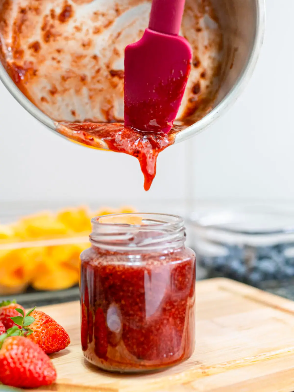 Manual jelly production process.