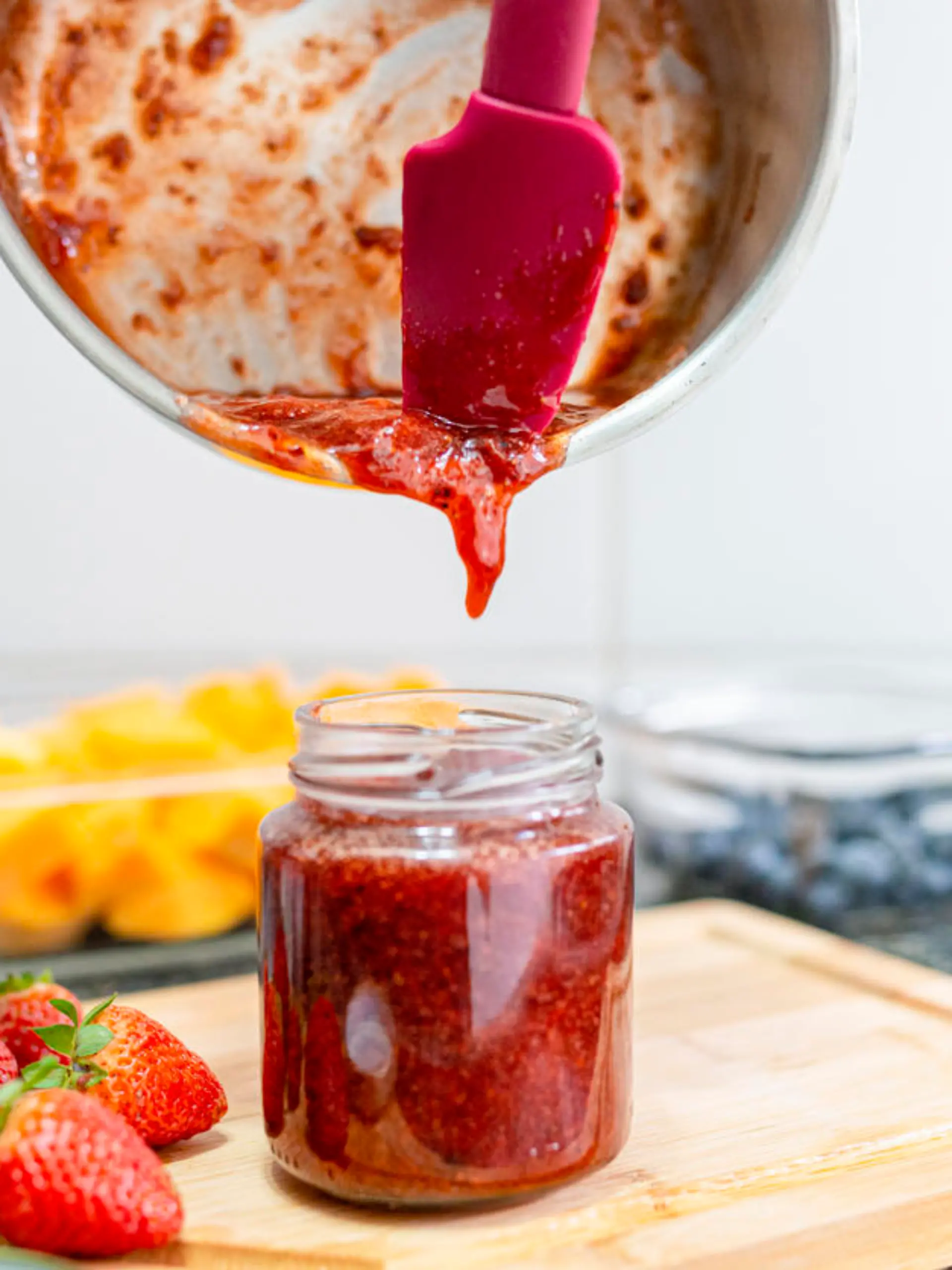 Manual jelly production process.