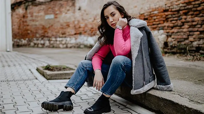 F-nf-Chelsea-Boots-liegen-im-Herbst-2025-voll-im-Trend