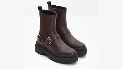 Braune Chelsea Boots mit Schnalle