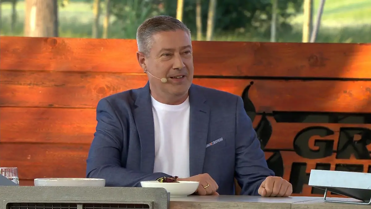 Joachim Llambi bei "Grill den Henssler" Jury-Ikone vergibt Punkte!