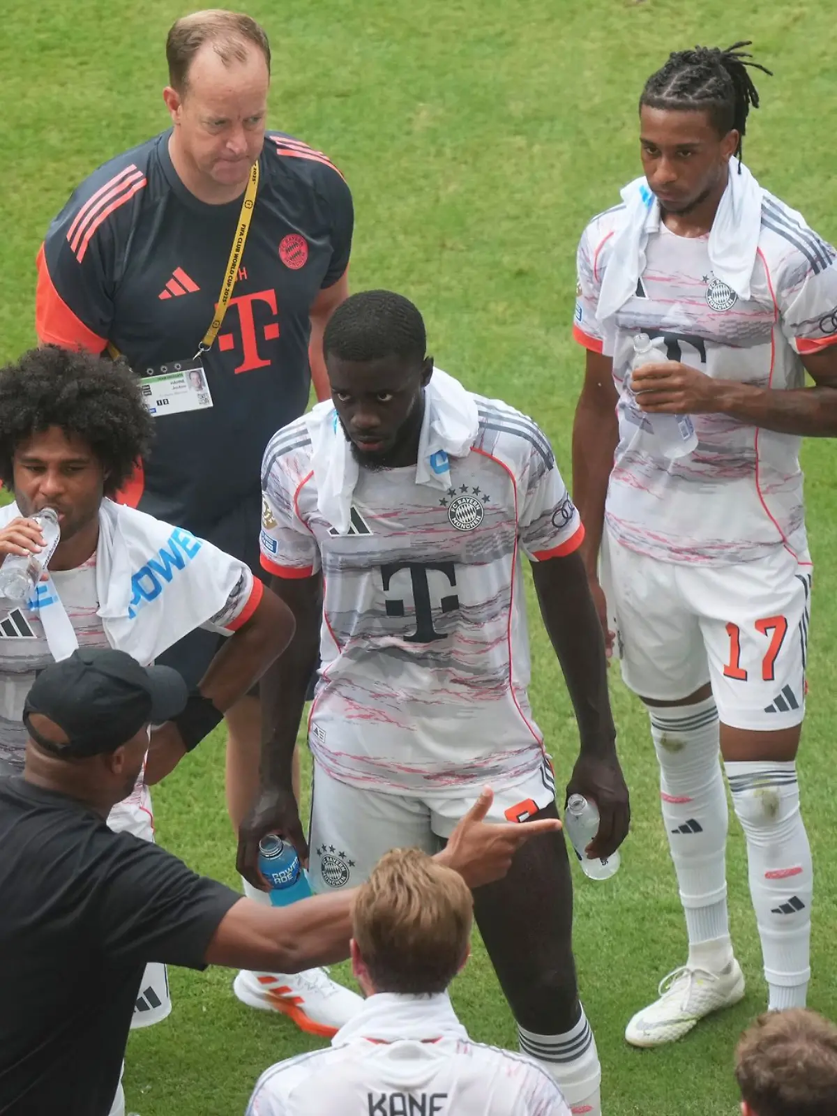 Bild zu: "XXL-Saisons: Fußballer-Gewerkschaft warnt vor Risiken"
