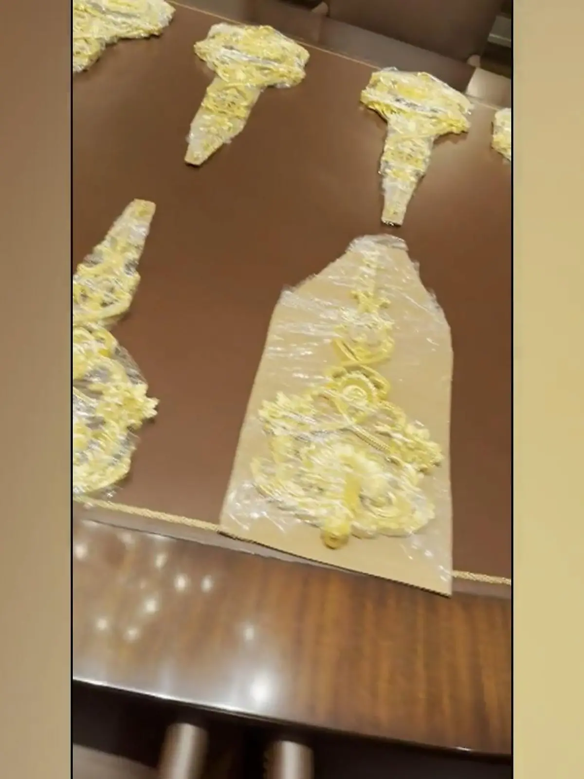 Bild zu: "Donald Trump trotzt mit Protz-Video! US-Präsident reagiert mit Gold auf Spott"