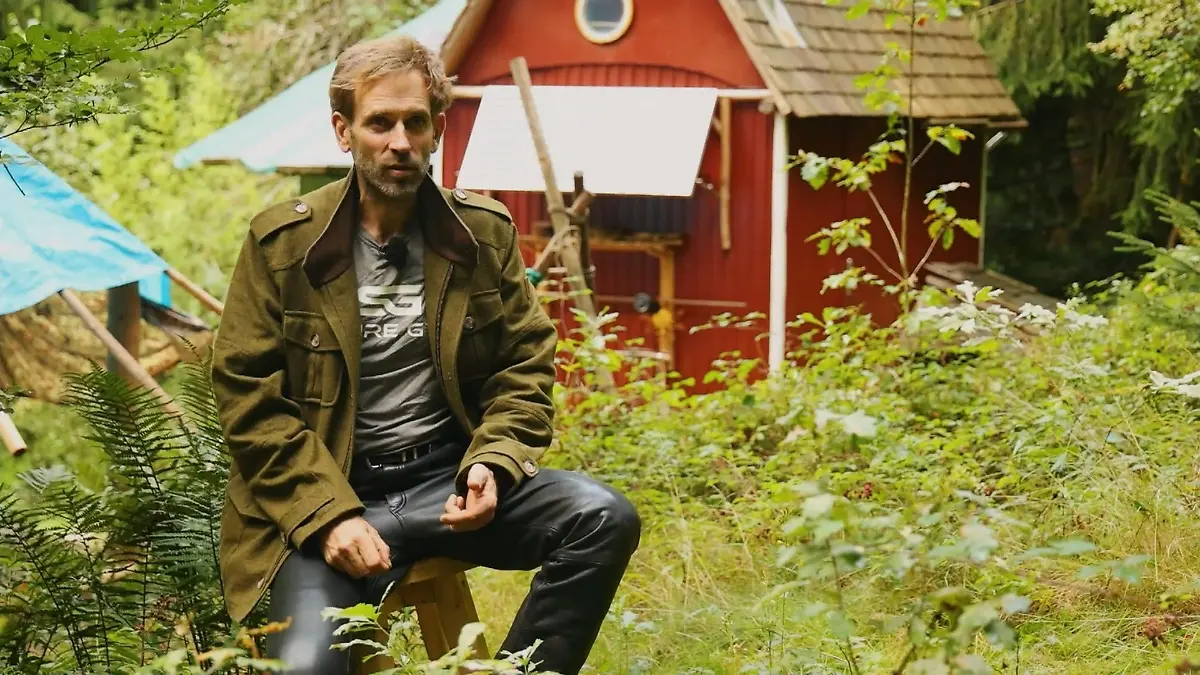 Ex-Golftrainer: Marc lebt den Waldtraum Ausstieg aus der Zivilisation