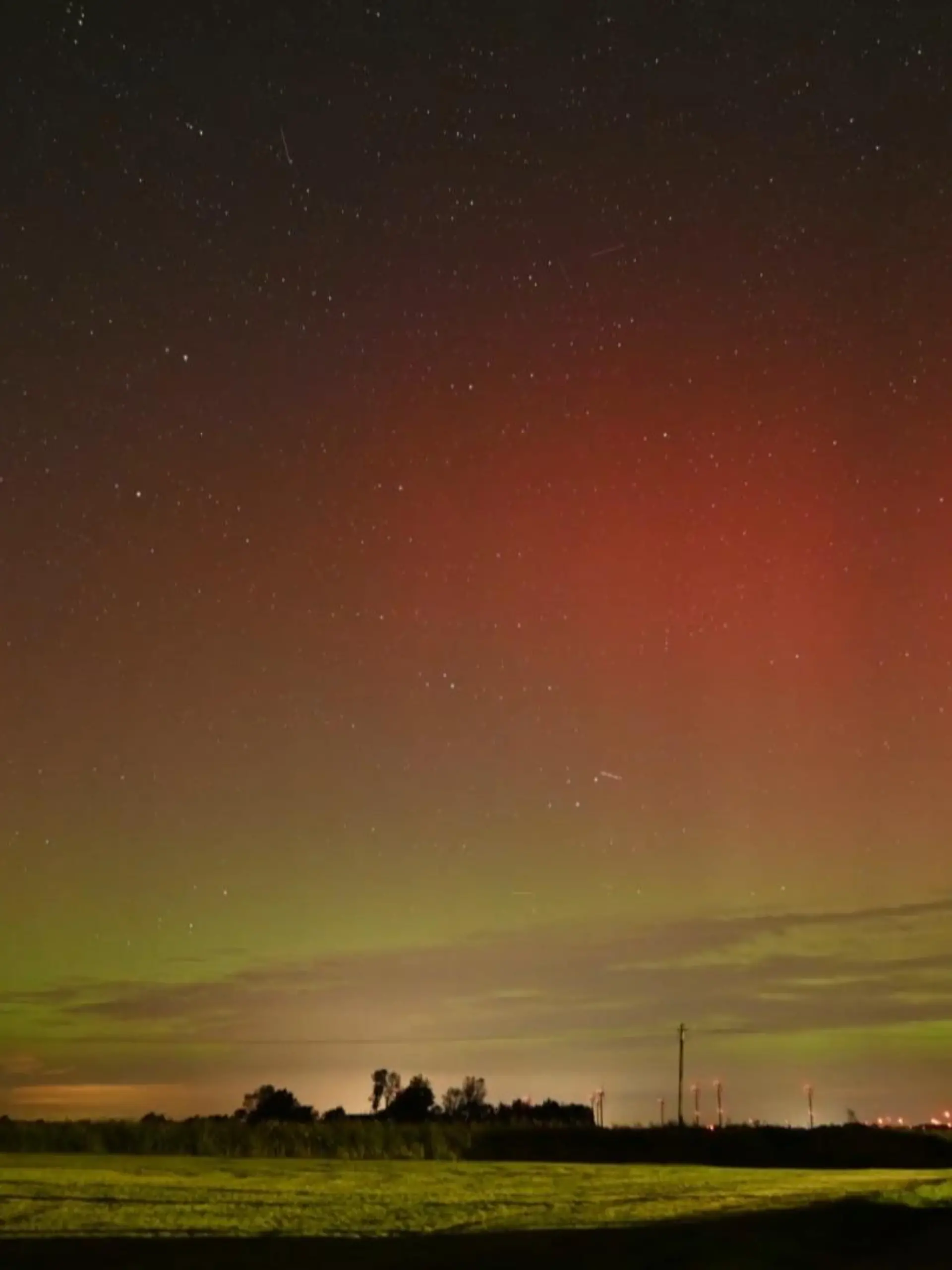 Bild zu: "Wunderschönes Himmelsspektakel! Polarlichter über Norddeutschland"