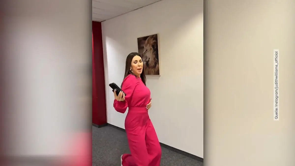Judith Williams, sind wir hier etwa bei „Let’s Dance”? Backstage bei "Die Höhle der Löwen"