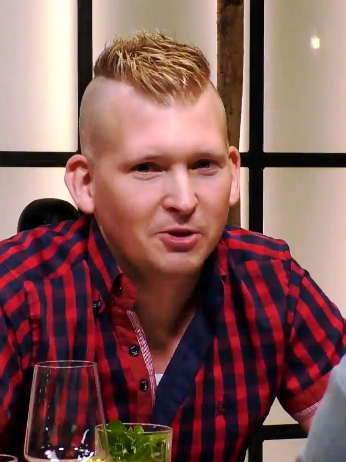 Bild zu: "Tobi und Carsten finden über ihre Hobbys zueinander"