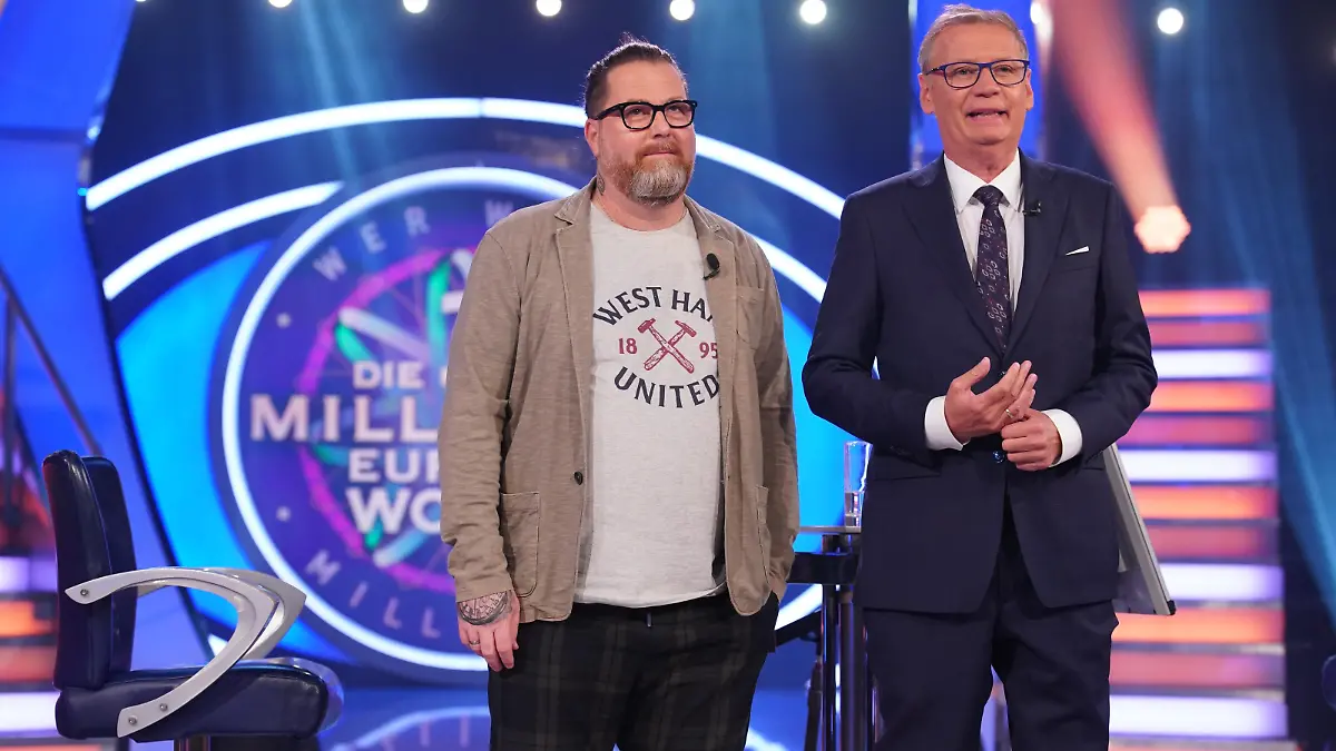 Achtung! Sperrfrist für alle Medien bis Fr., 06.01.2023, 23:59 Uhr!

Günther Jauch mit Heiko Borscheid aus Gaggenau

Die Verwendung des sendungsbezogenen Materials ist nur mit dem Hinweis und Verlinkung auf RTL+ gestattet.