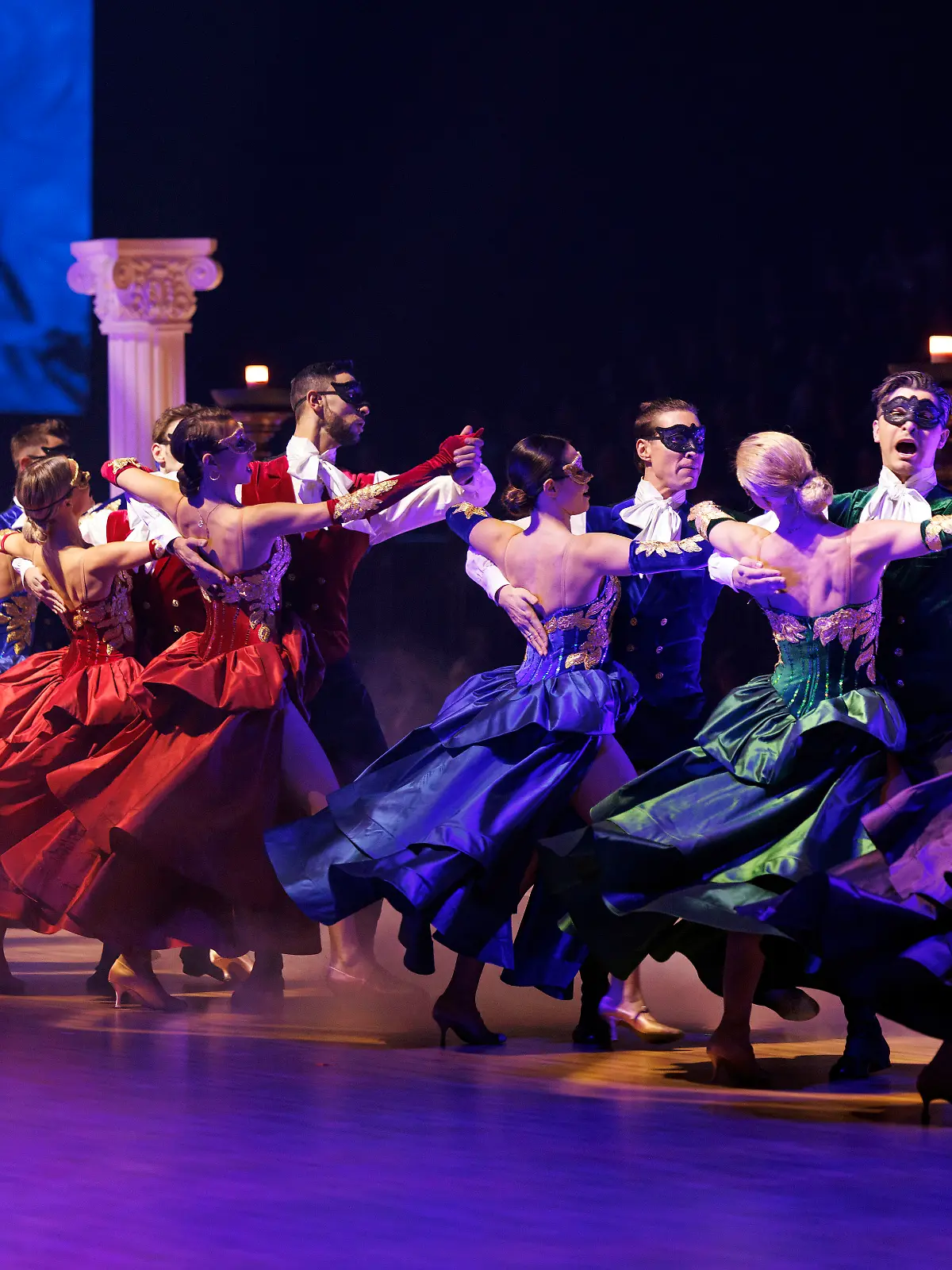 Bild zu: "Wer die schwangere Renata bei der „Let’s Dance”-Tour vertritt"