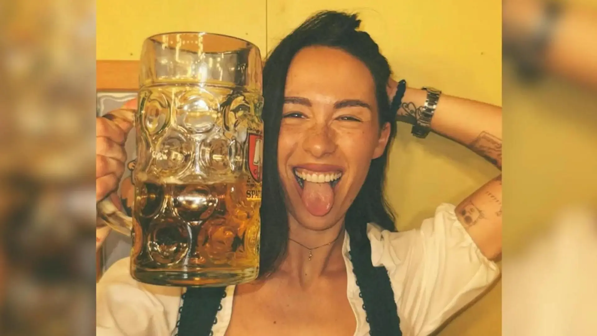 Kinderfrei! Aurora Ramazzotti reit die Wiesn-Hütte ab Oma Michelle macht den Babysitter