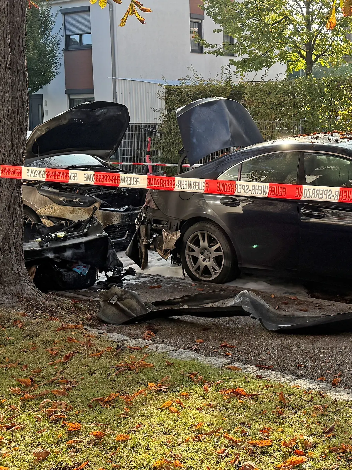 Brand in München - Großeinsatz von Polizei und Feuerwehr