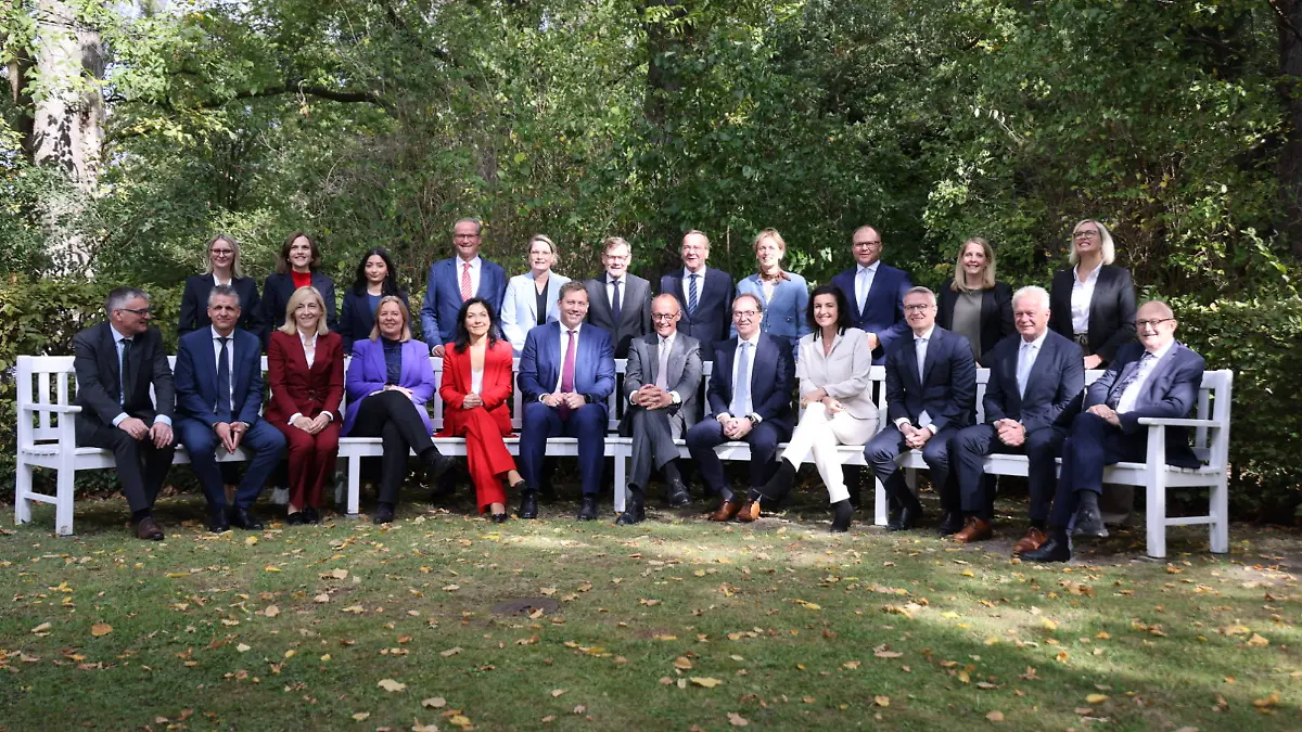 Bundeskabinett und Bundeskanzler Merz