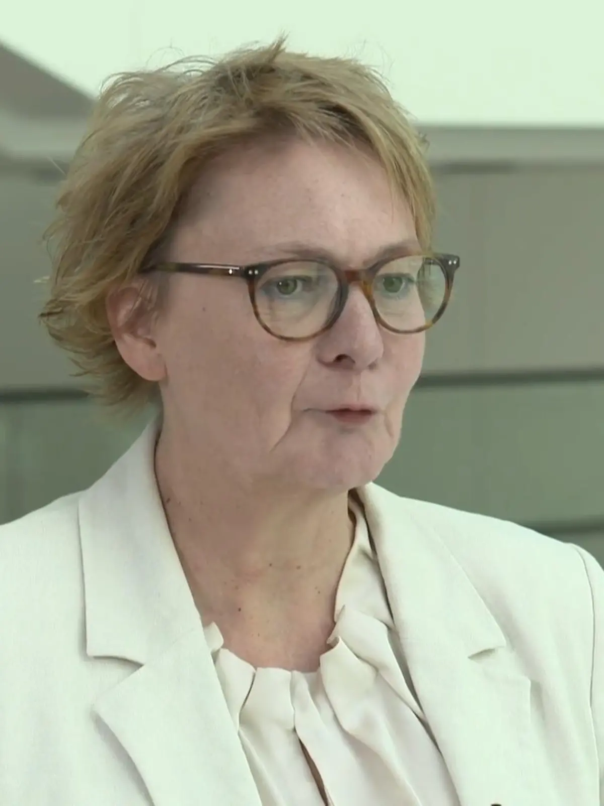 Bild zu: "Das macht Innenministerin Behrens für die Drohnenabwehr"