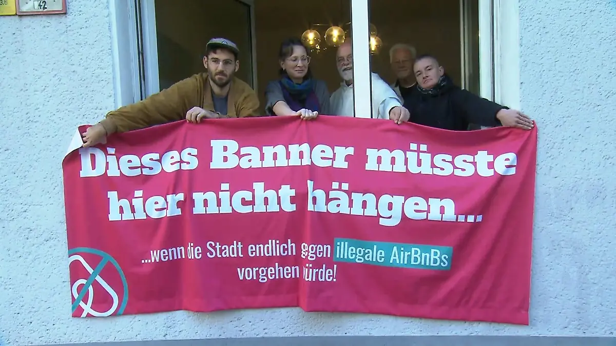 Protestaktion in Düsseldorfer Ferienwohnung Bündnis macht Druck