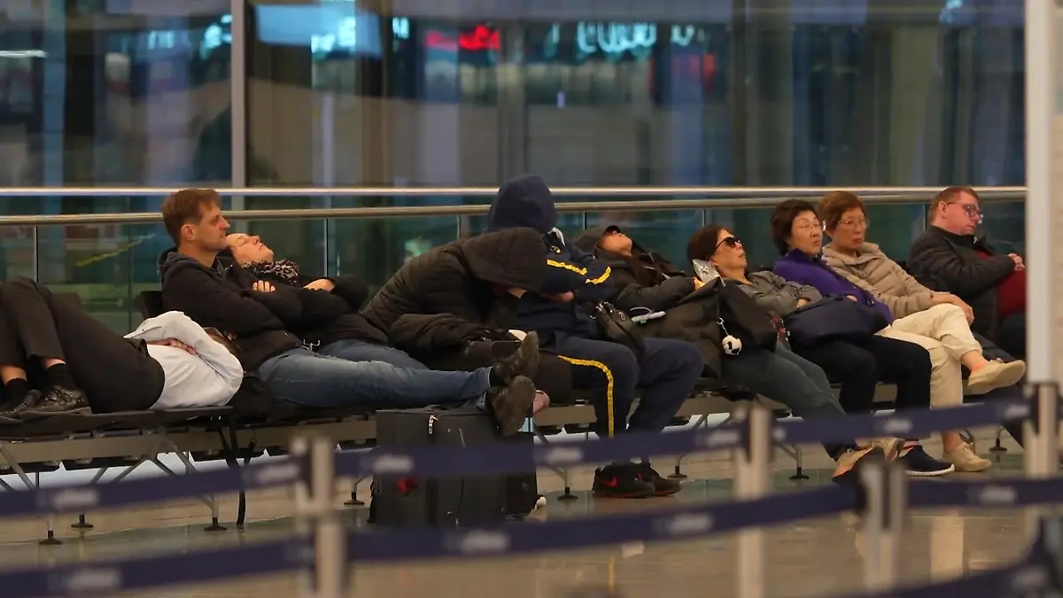 Drohnen über Flughafen München – 3.000 Passagiere gestrandet! Betrieb läuft wieder