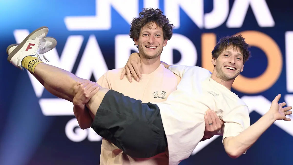 
Philipp (l.) und Moritz Hans.

+++ Die Verwendung des sendungsbezogenen Materials ist nur mit dem Hinweis und Verlinkung auf RTL+ gestattet. +++