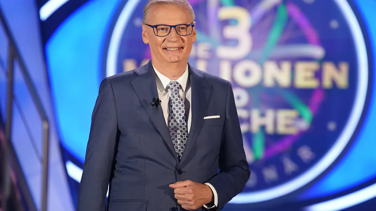 Günther Jauch strahlt über beide Ohren! Kein Wunder bei so einer grandiosen Drei-Millionen-Euro-Woche