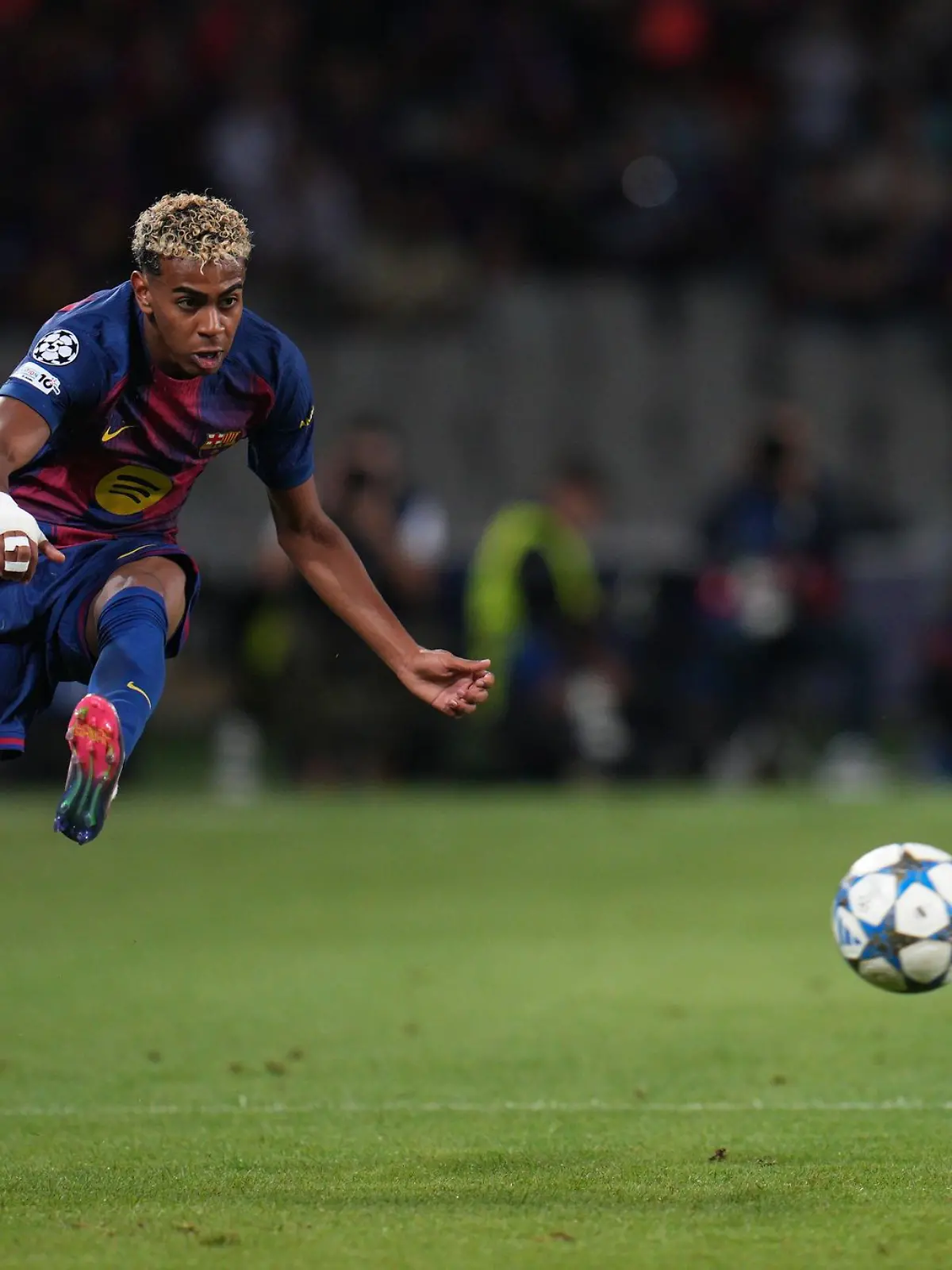 Bild zu: "Verletzter Yamal fehlt Barça und Nationalteam Spaniens"