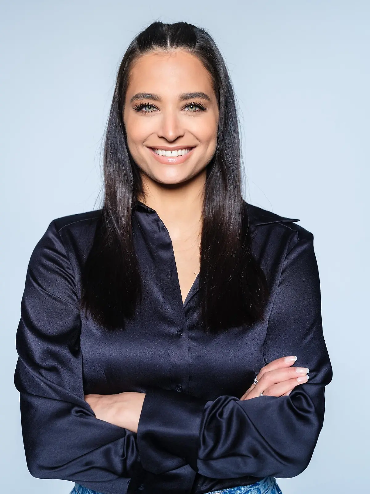 Amira Pocher.

Die Verwendung des sendungsbezogenen Materials ist nur mit dem Hinweis und Verlinkung auf RTL+ gestattet.