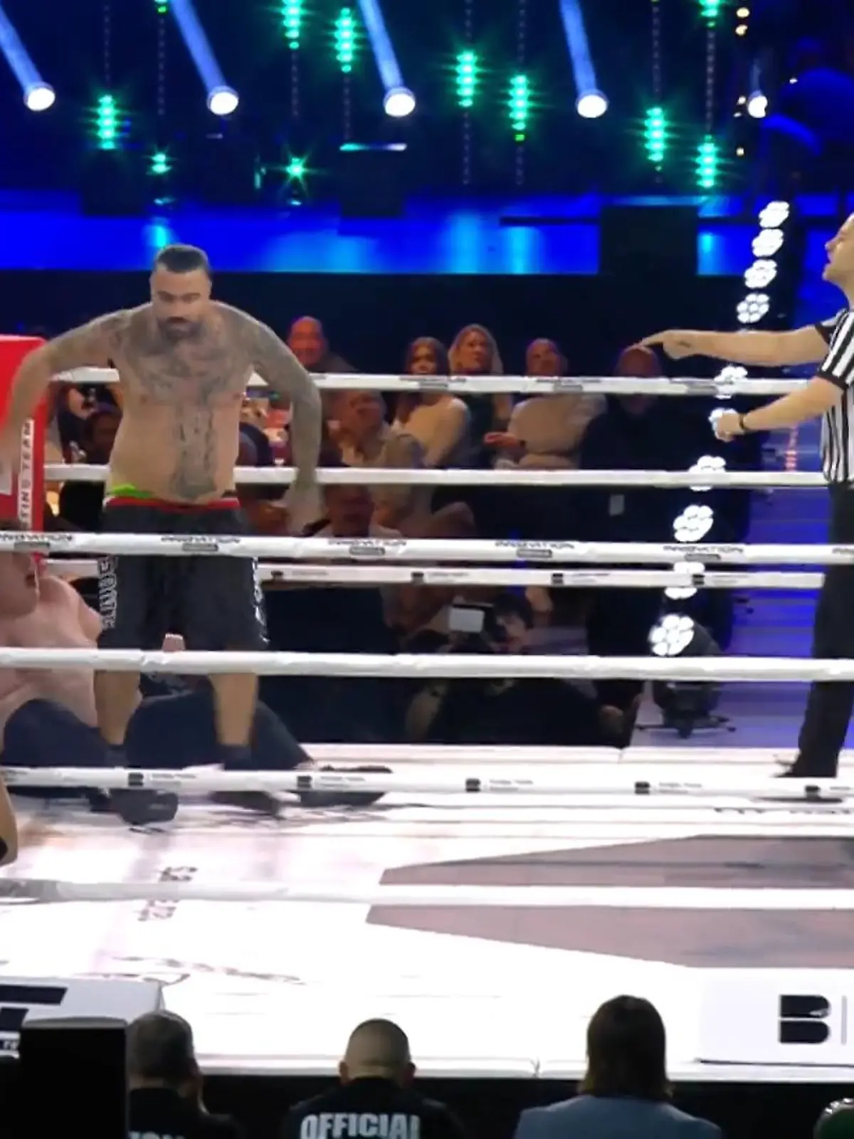 Bild zu: "DAS macht der nicht wirklich? Ekel-Attacke des Jahres von Cosimo Citiolo!"