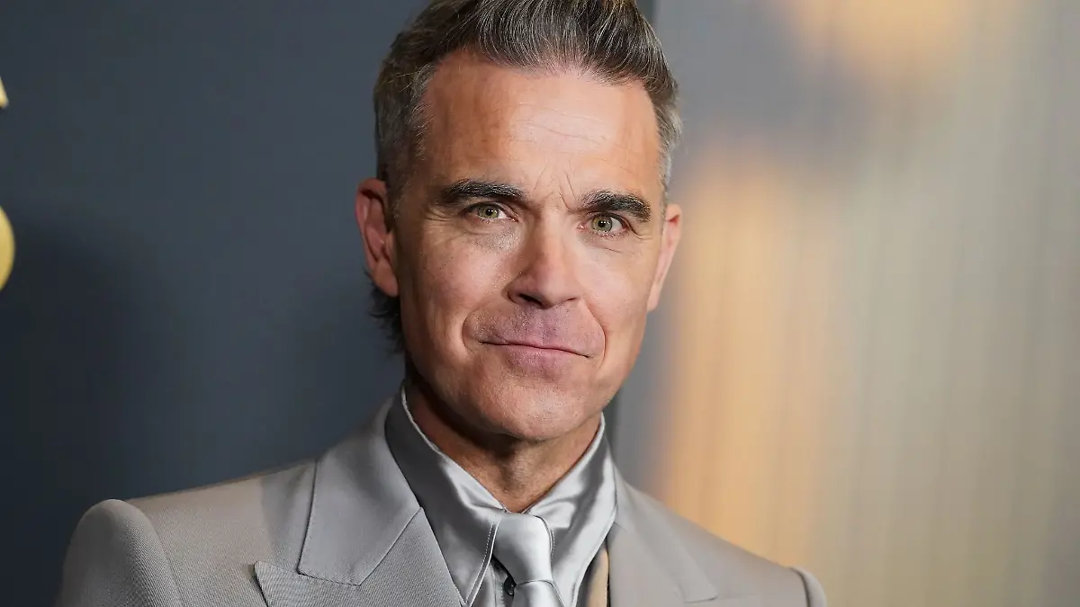 Robbie-Williams-macht-sich-Sorgen-um-Tochter-Teddy-