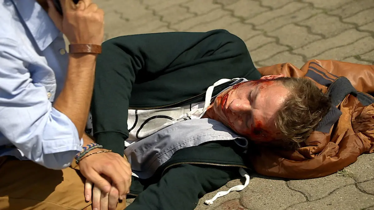 Vince am Boden! GZSZ-Folge 5612 vom 30.10.2014