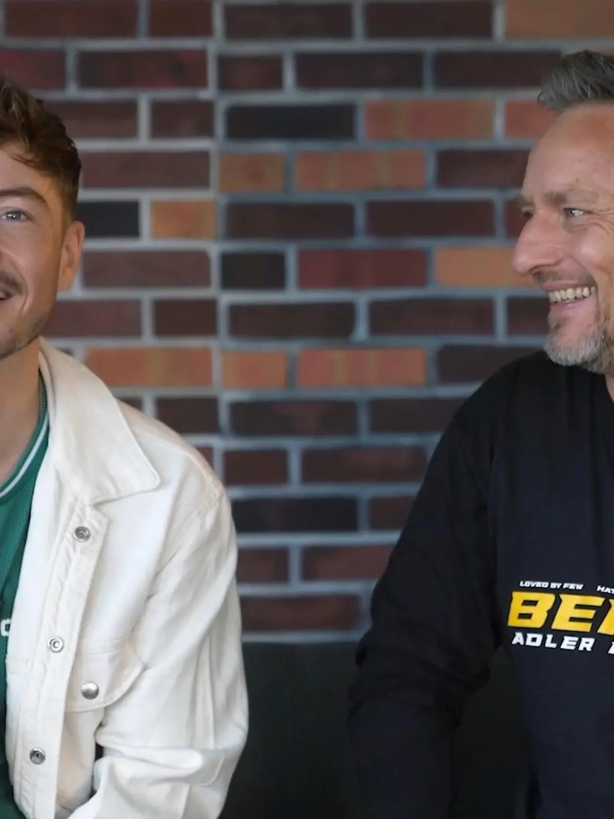 Bild zu: "Schlagerstar Tim Peters macht einen Ausflug in den Kiez"