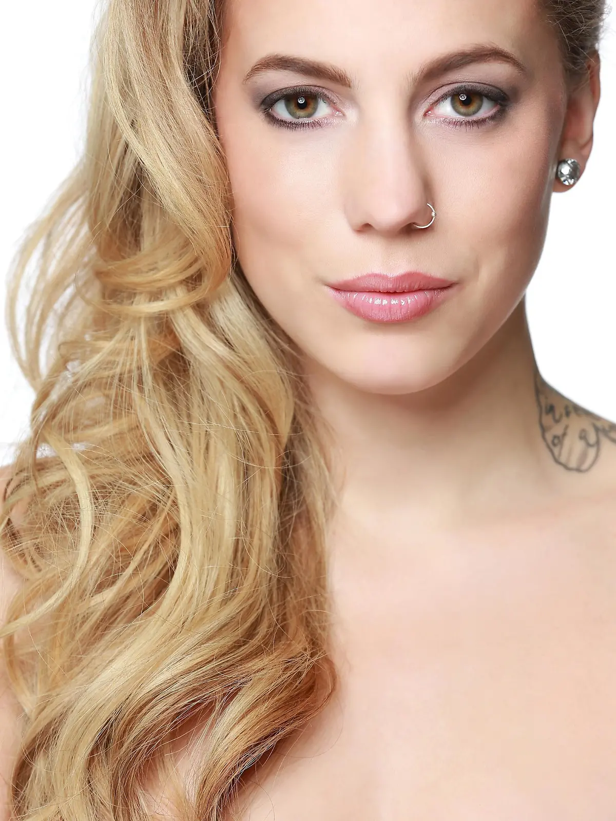 Christina Klein spielt Iva