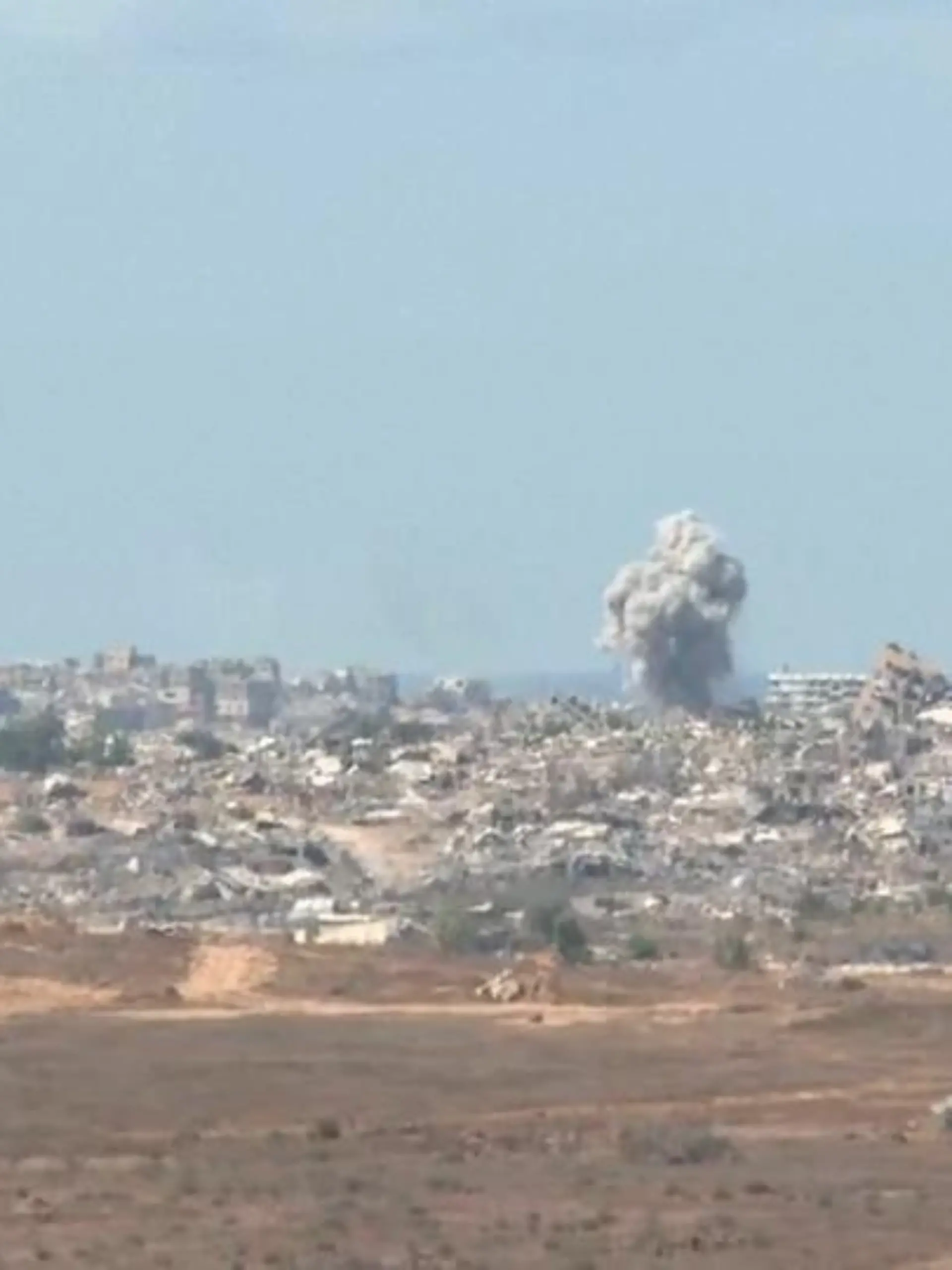 Bild zu: "Gedenktag für Hamas-Überfall"