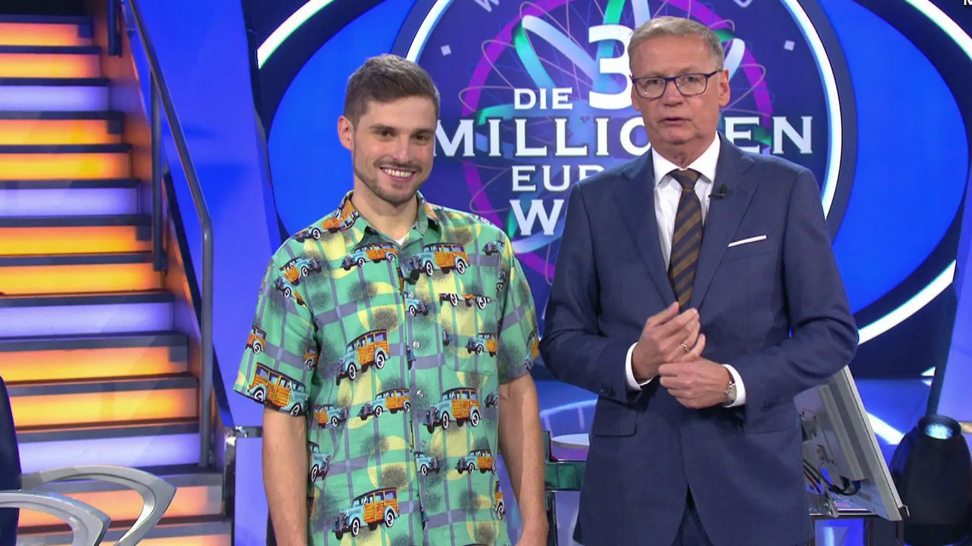 Am Donnerstag wieder dabei! Günther Jauchs "Wer wird Millionär?"-Überhangkandidat Philipp Rubach steht derzeit bei 8.000 Euro