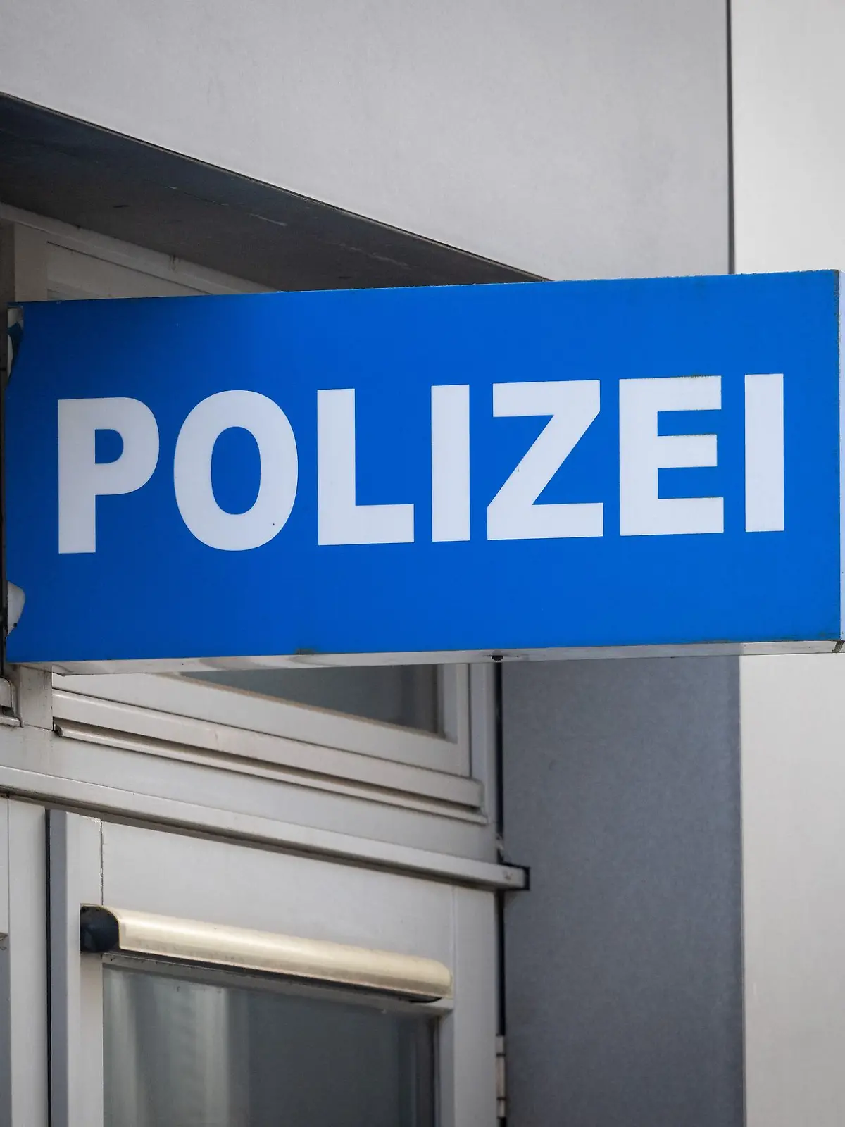 Bild zu: "Spaziergänger findet menschlichen Schädelknochen – jetzt teilt die Polizei erste Ergebnisse"