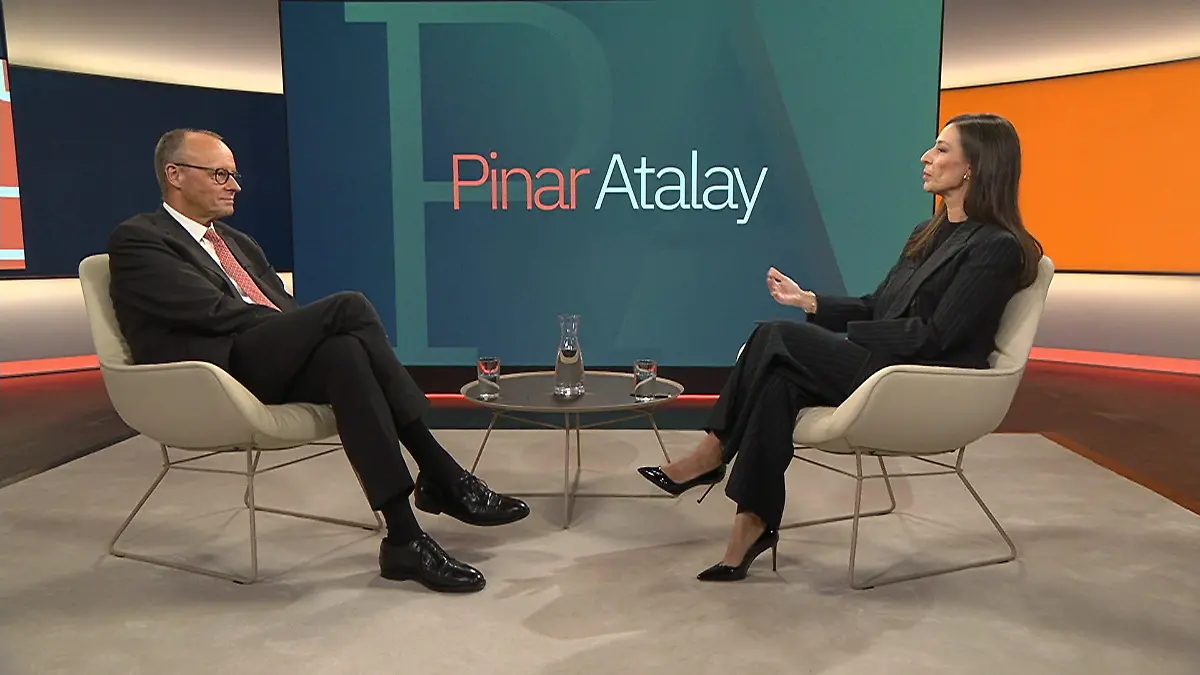 "Würden Sie Ihren Enkeln empfehlen, zum Bund zu gehen?” Kanzler zu Gast bei Pinar Atalay