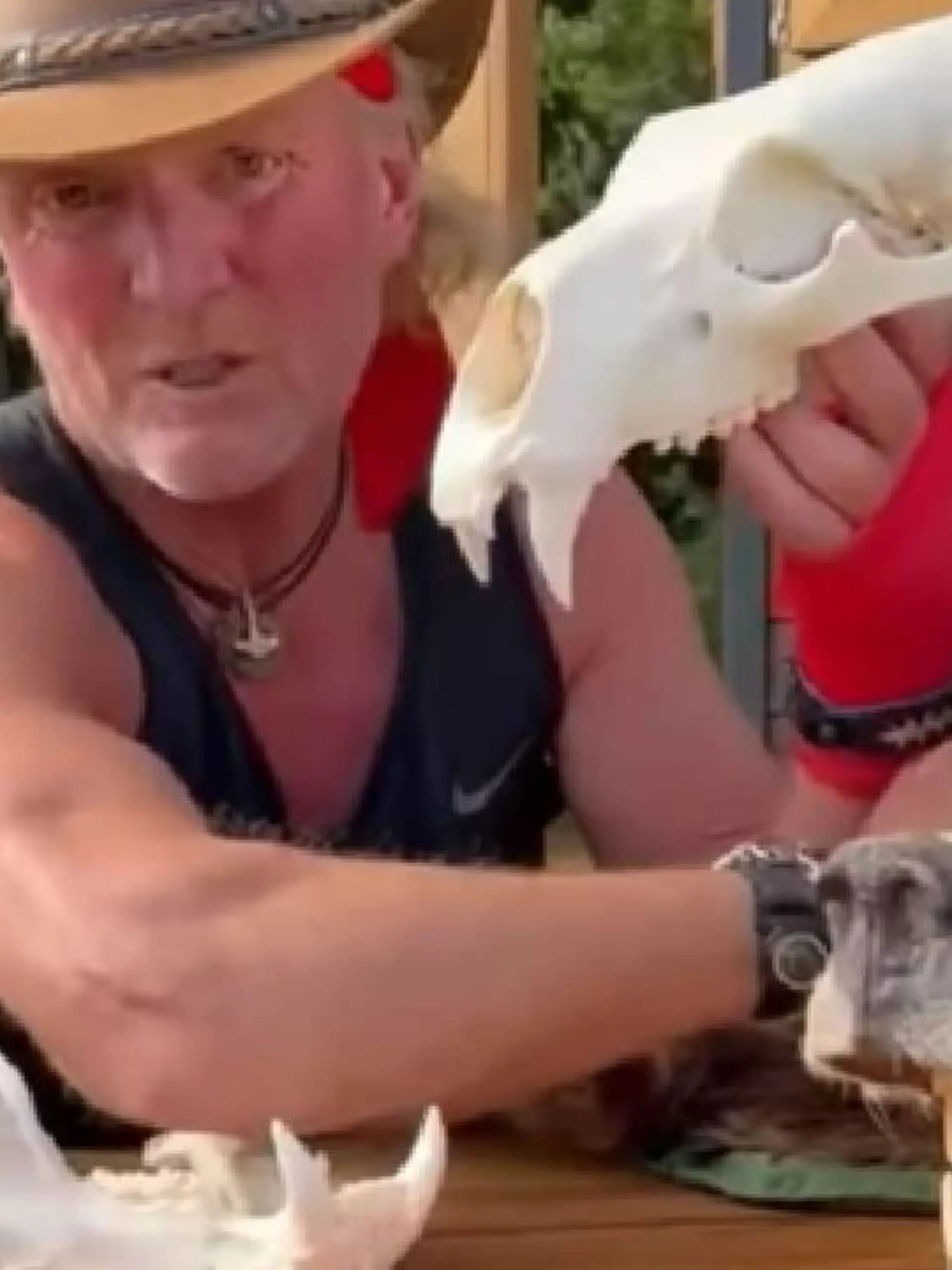 Tierfilmer Andreas Kieling überlebt einen Bärenangriff.  Jetzt erzählt er in allen Einzelheiten, wie der Angriff ablief.