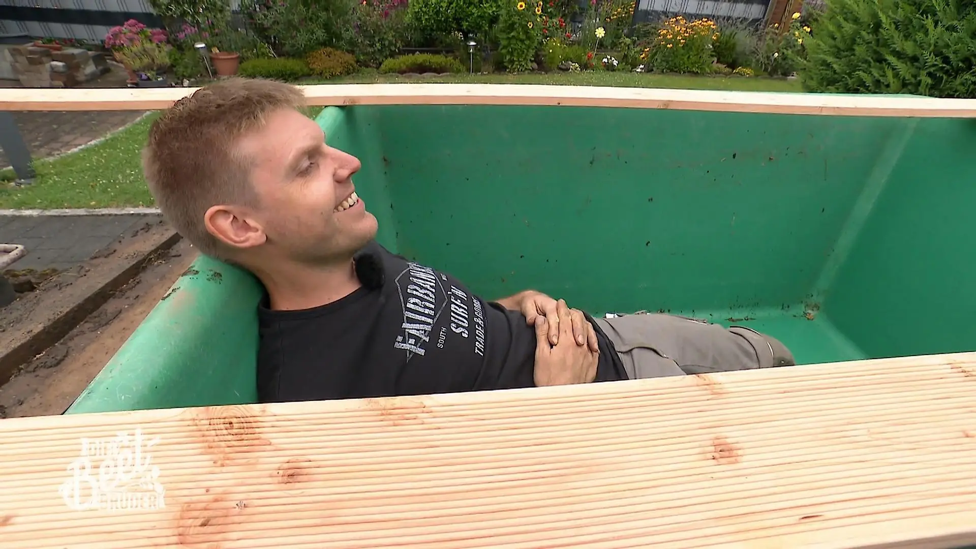 Christian im Badewannen-Glück "Ich bin glücklich"