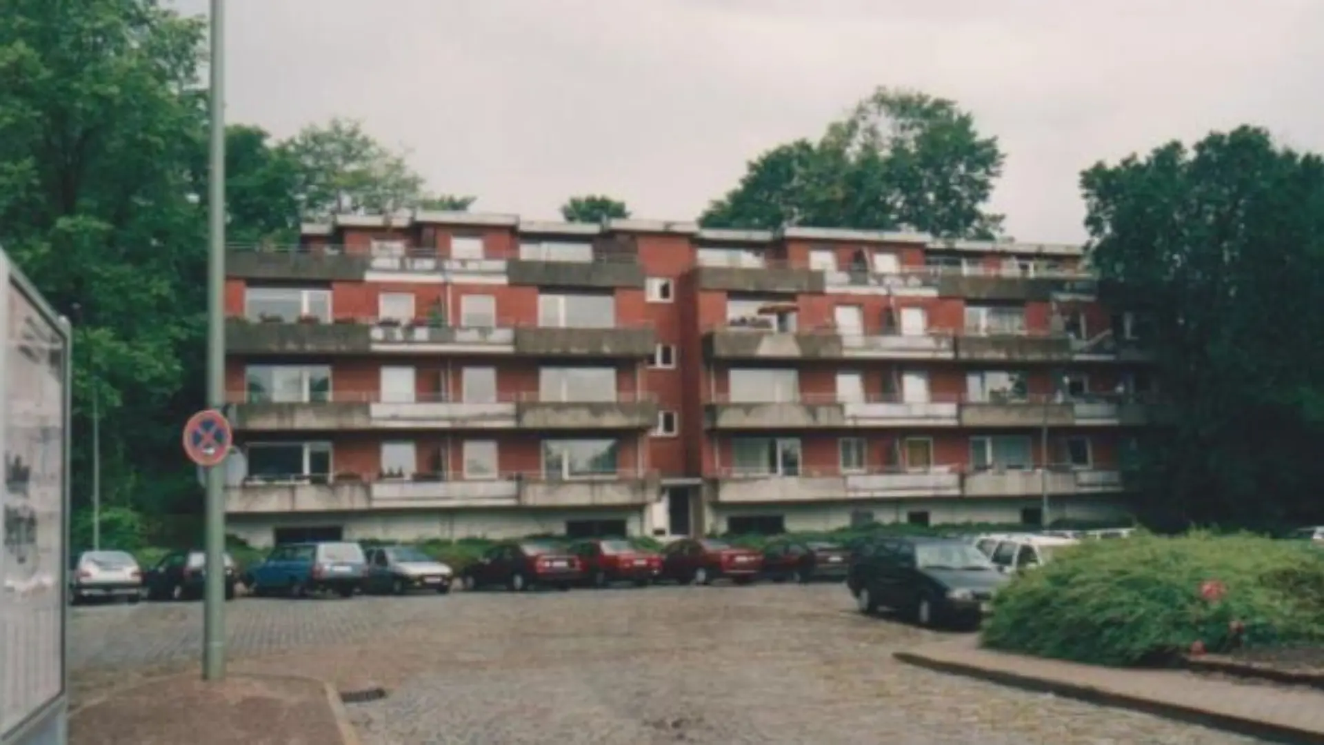In der Bahnhofsstraße 50 in Flensburg wird Sylvia Diercks ermordet.