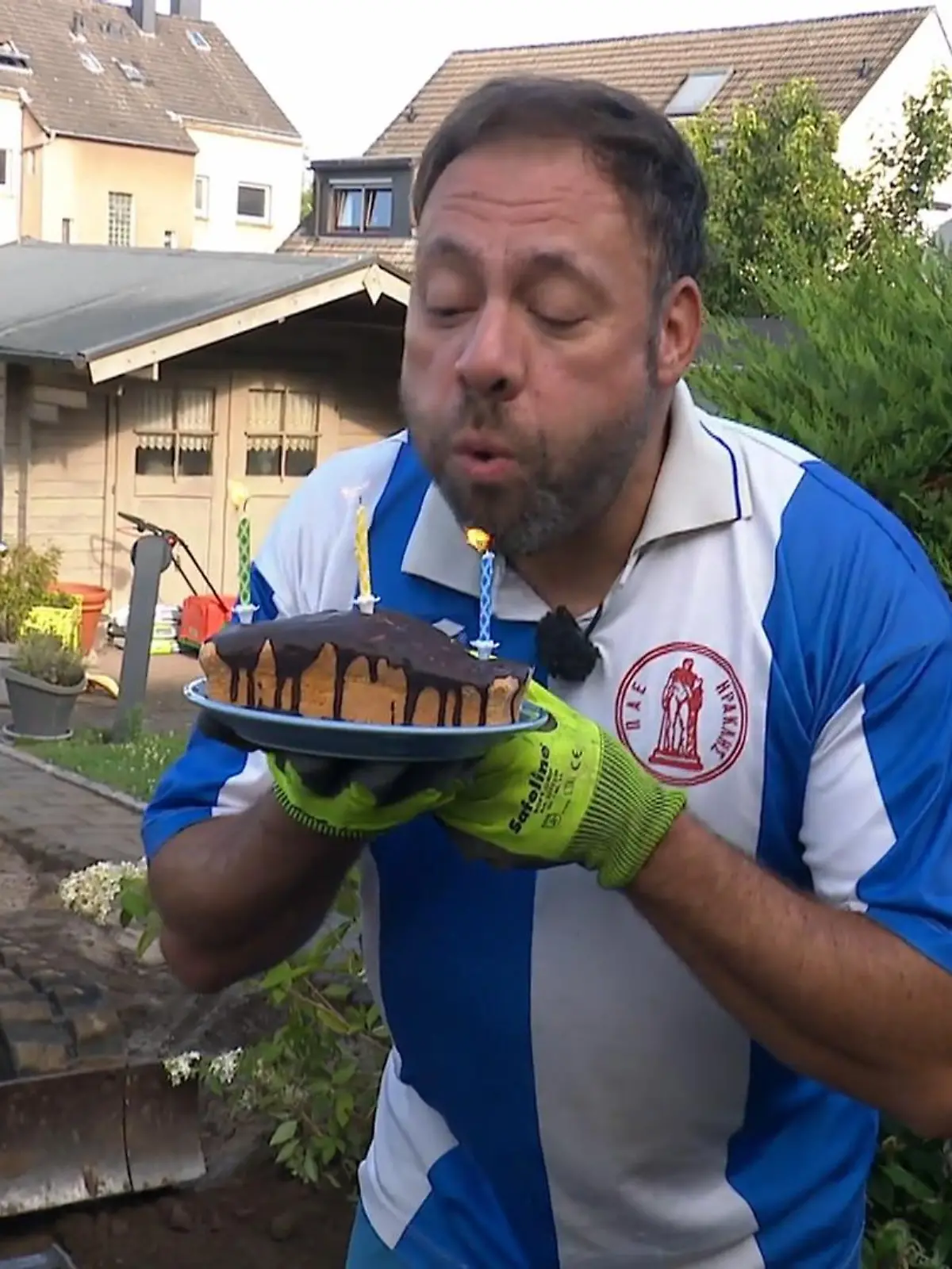 Bild zu: "Geburtstagsüberraschung auf der Baustelle"