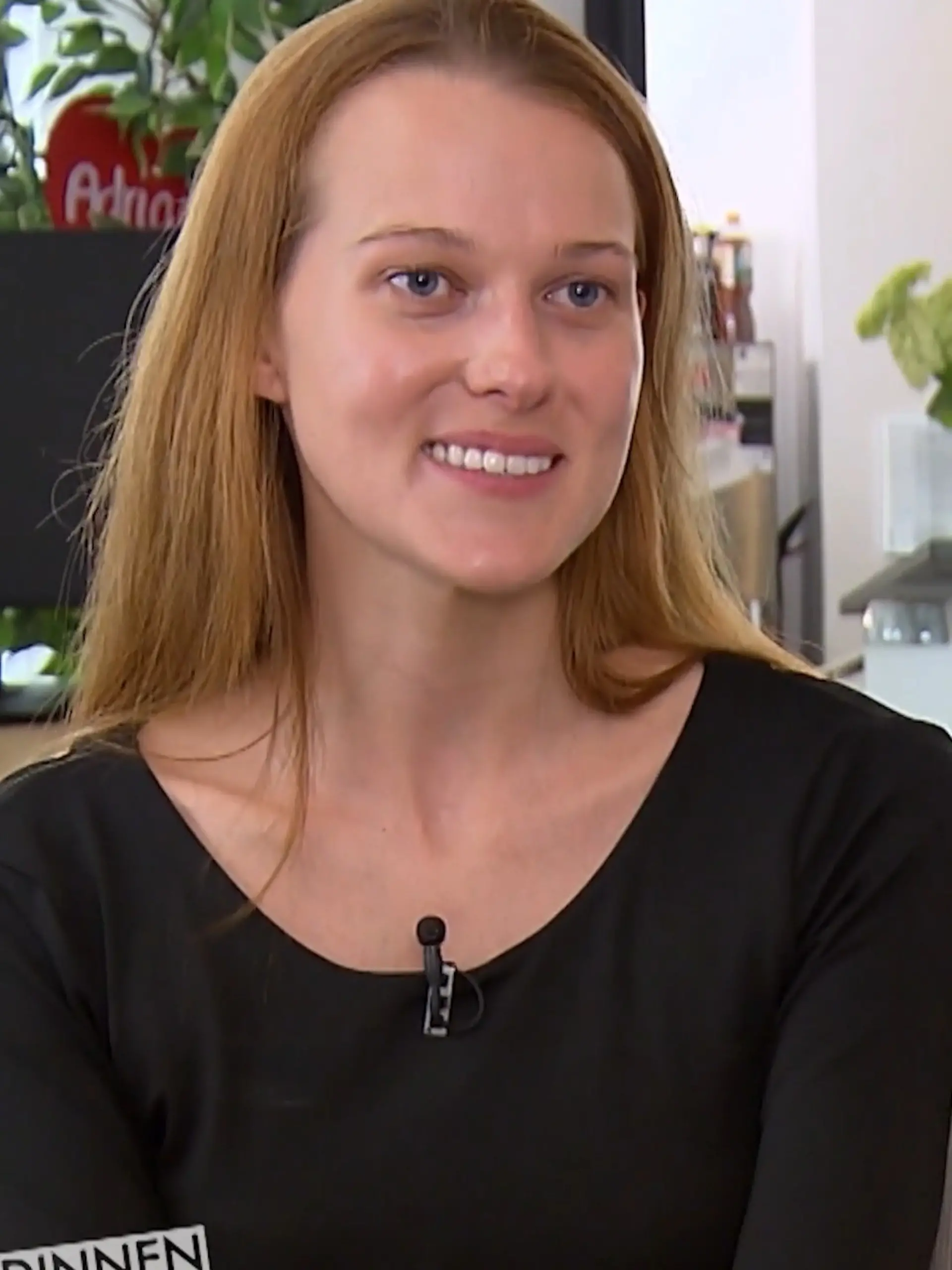 Bild zu: "Laura und Amena eröffnen die Shoppingwoche mit Charme und Stil"