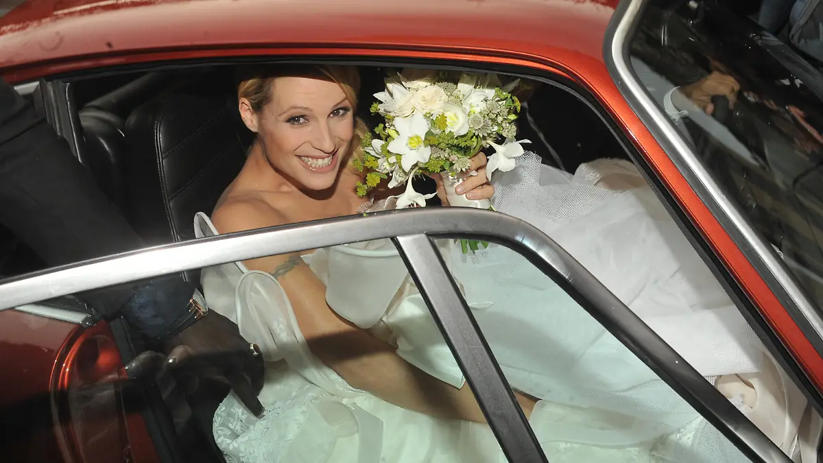 Michelle Hunziker gets married!
<P>
Pictured: Michelle Hunziker
<P><B>Ref: SPL862346  101014  </B><BR/>
Picture by: Splash News<BR/>
</P>
<P><B>Splash News and Pictures</B><BR/>
Los Angeles:	310-821-2666<BR/>
New York:	212-619-2666<BR/>
London:	870-934-2666<BR/>
photodesk@splashnews.com<BR/>
</P>