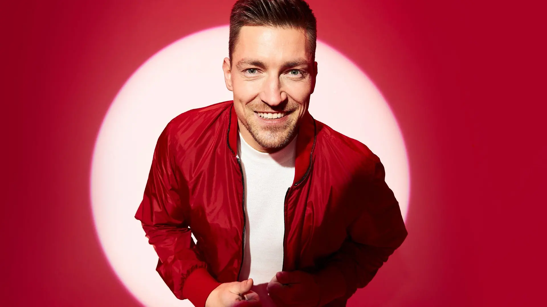 Philipp Boy
Die Verwendung des sendungsbezogenen Materials ist nur mit dem Hinweis und Verlinkung auf RTL+ gestattet.