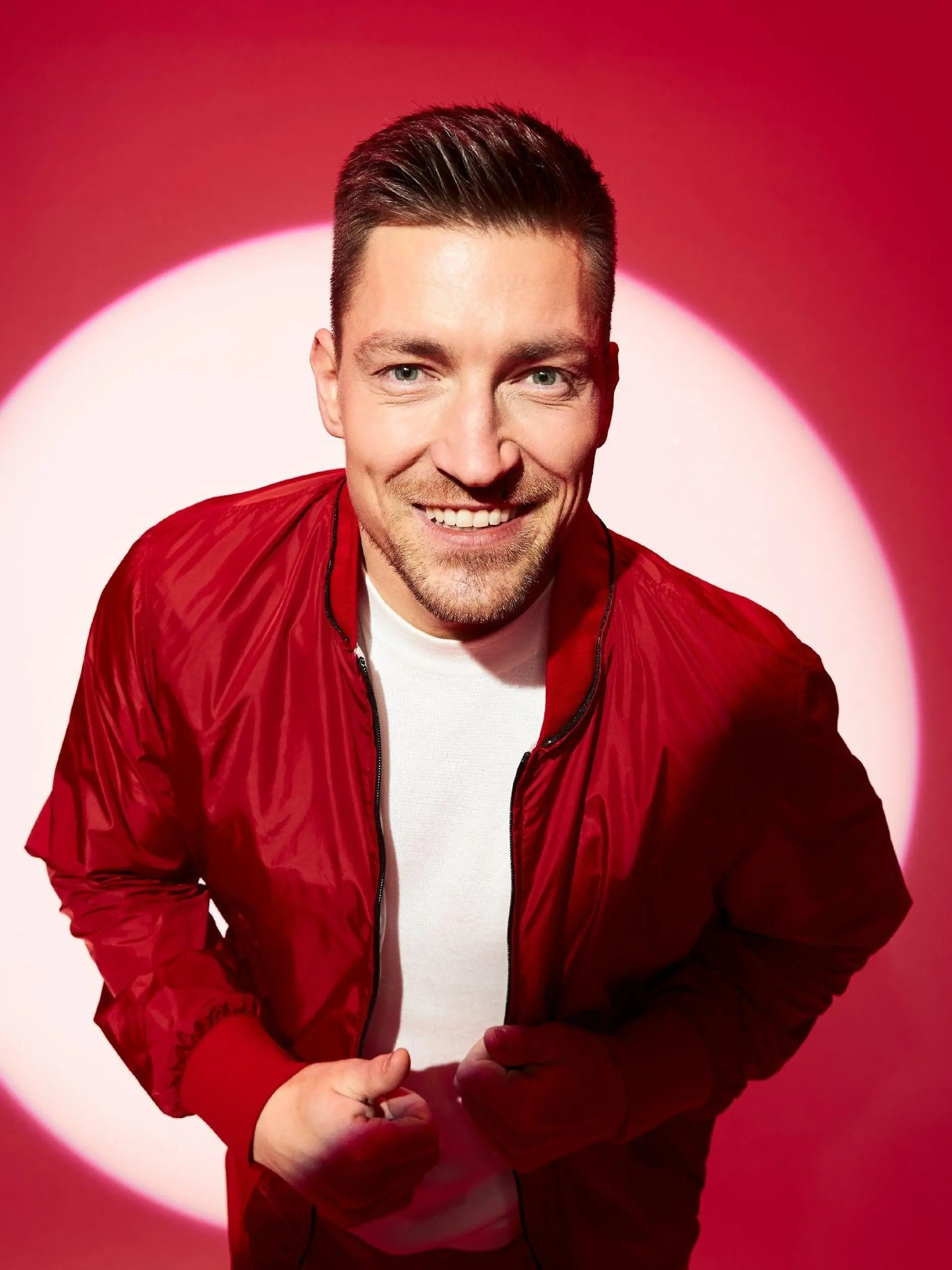 Philipp Boy
Die Verwendung des sendungsbezogenen Materials ist nur mit dem Hinweis und Verlinkung auf RTL+ gestattet.