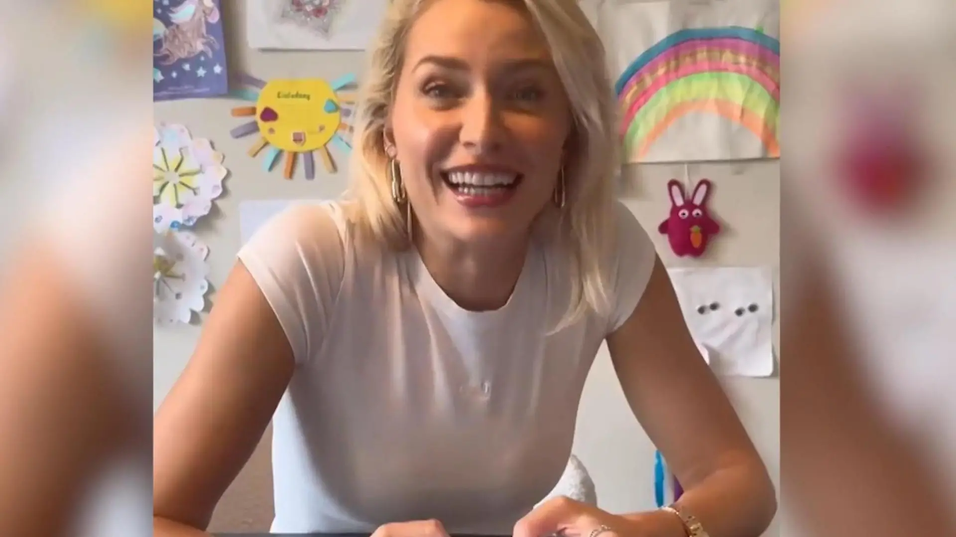 Oberkörperfrei in der Küche! Lena Gercke hat mit diesem Handwerker richtig Spaß Was ihr Freund dazu sagt?