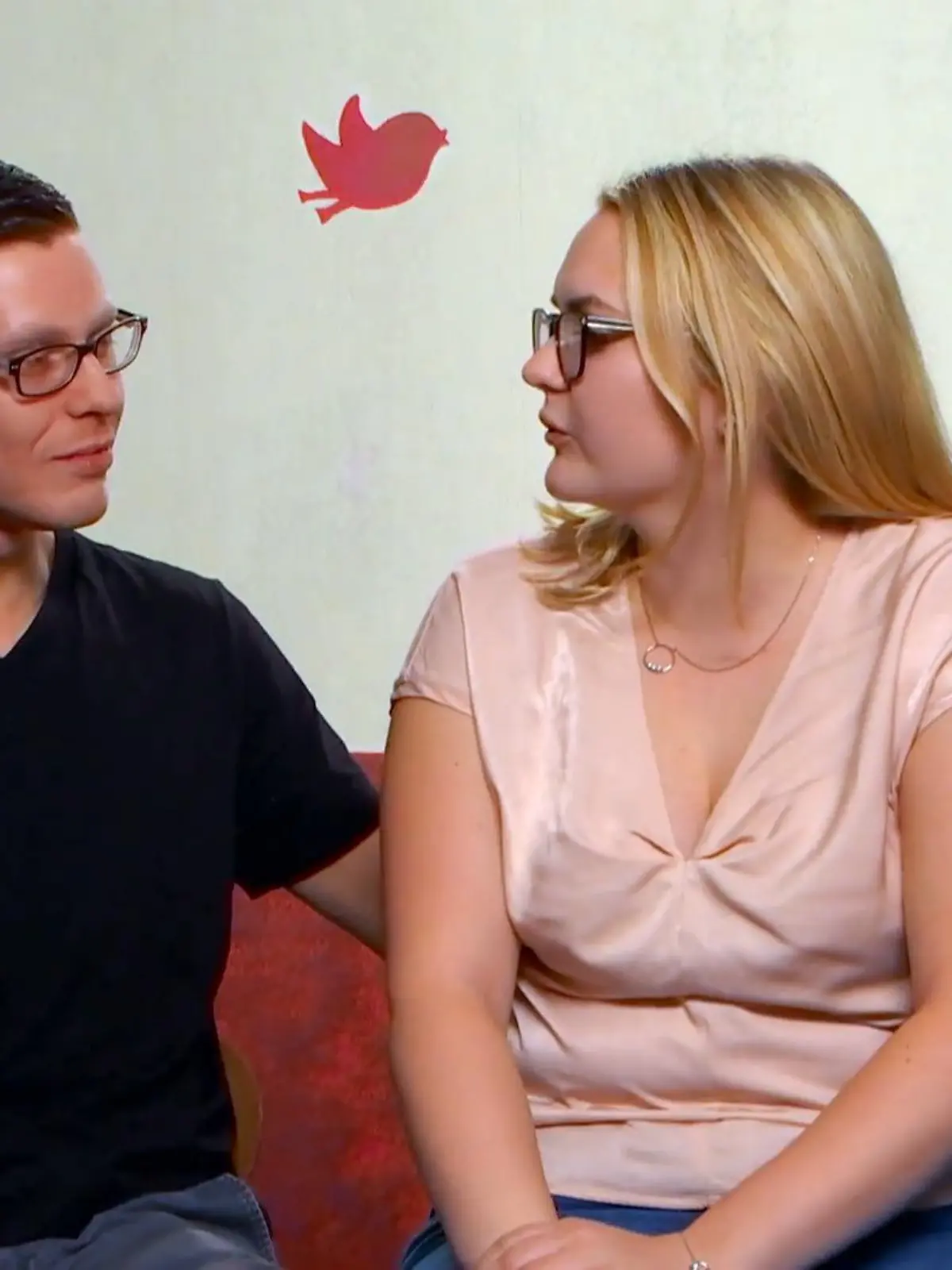 Bild zu: "Maria hat kleine Schmetterlinge im Bauch"