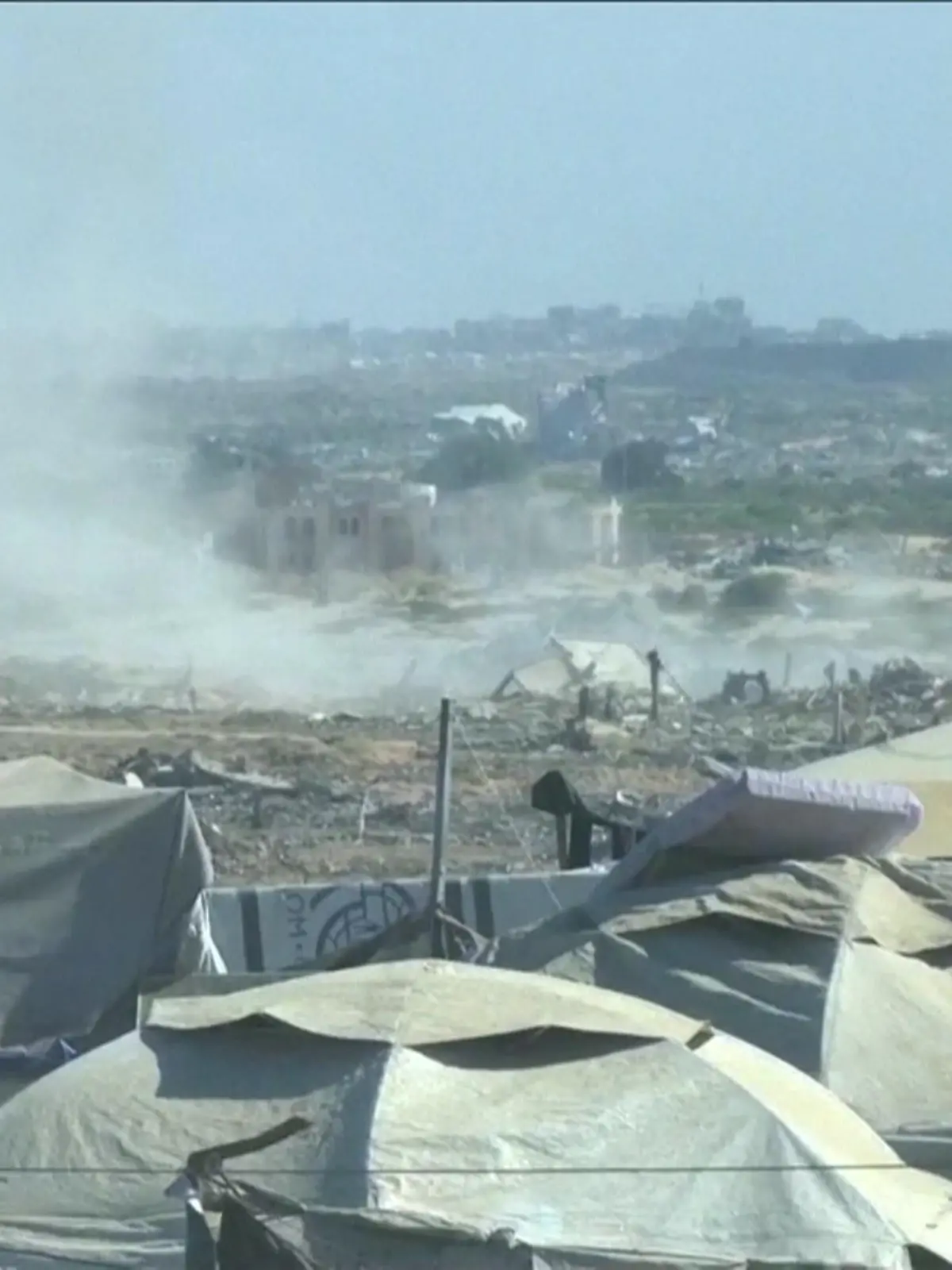 Bild zu: "Waffenruhe im Gazastreifen in Kraft getreten"