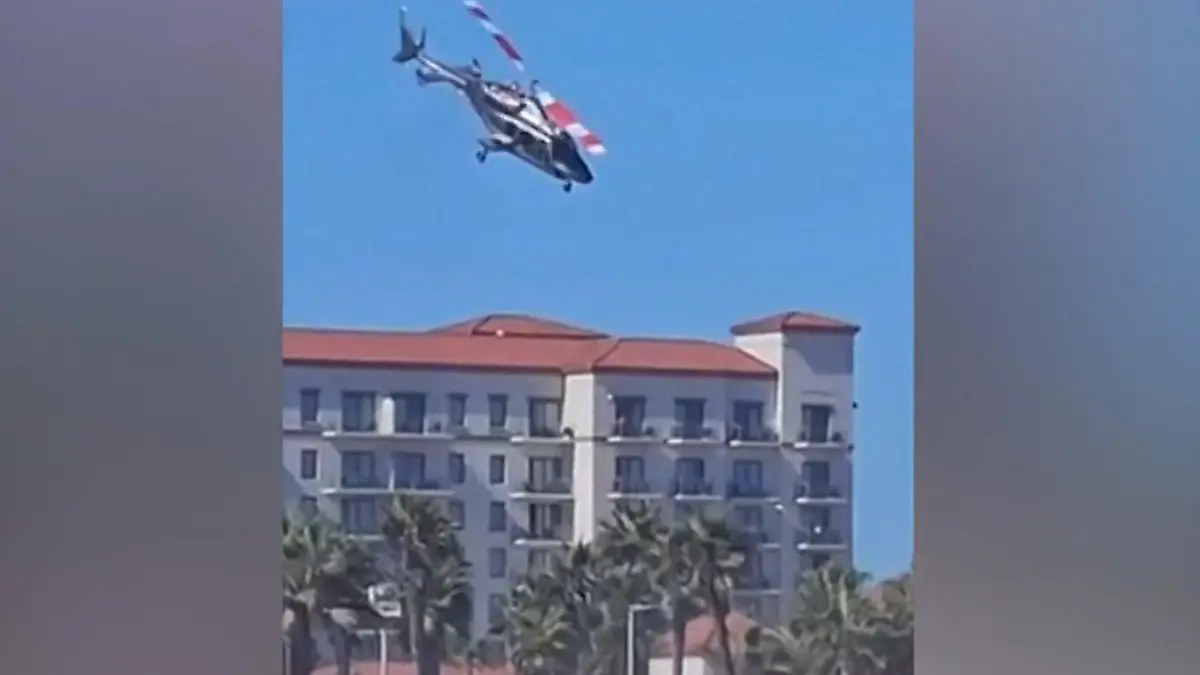 Panik am Strand! Helikopter stürzt in die Tiefe – mehrere Verletzte! Während Spendenaktion in USA