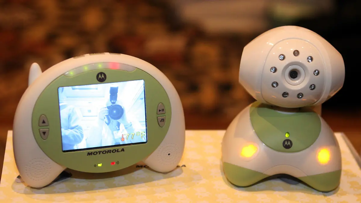 Image #: 9624268 Motorola showed off its new MBP35 Digital Baby Monitor at Digital Experience January 6, 2010 in Las Vegas, NV. Barry Sweet /Landov Keine Weitergabe an Drittverwerter.